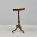 1492 9276 PEDESTAL TABLE